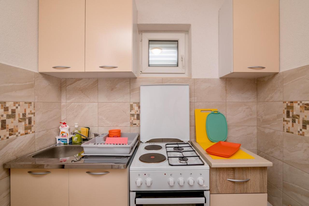 Apartments Mitrovic 卢什蒂卡 外观 照片